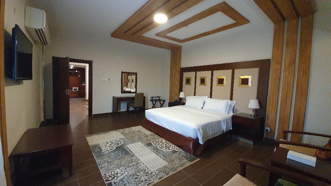 Dolphin Beach Resort Yanbu Exteriér fotografie