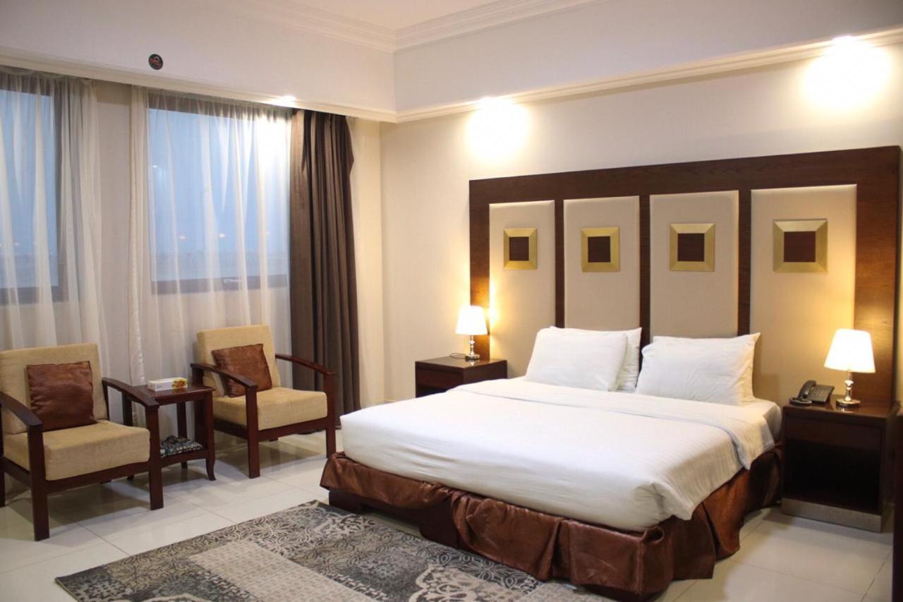 Dolphin Beach Resort Yanbu Exteriér fotografie