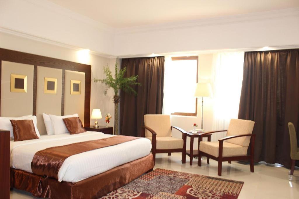 Dolphin Beach Resort Yanbu Exteriér fotografie